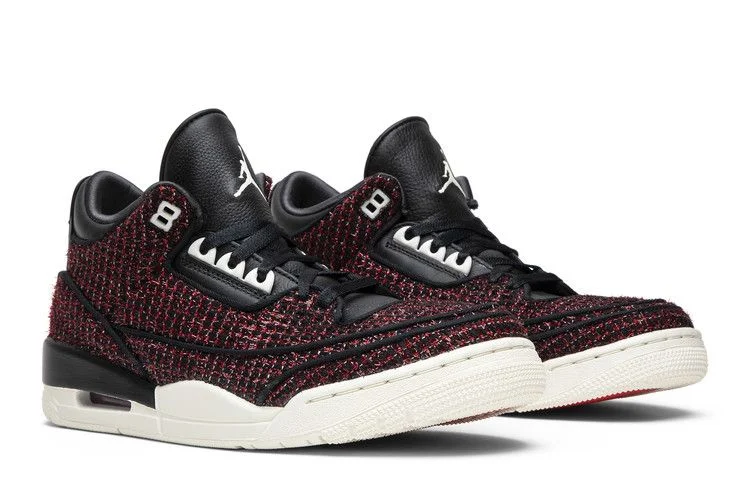 Krossovki-Anna-Wintour-x-Wmns-Air-Jordan-3-Retro-University-Red-7