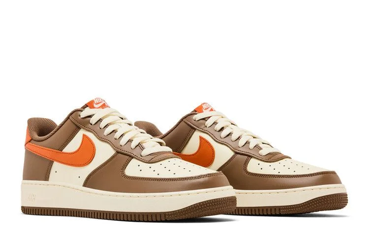 Krossovki-Nike-Air-Force-1-07-Mosswood-BrownCoconut-MilkCampfire-Orange-7