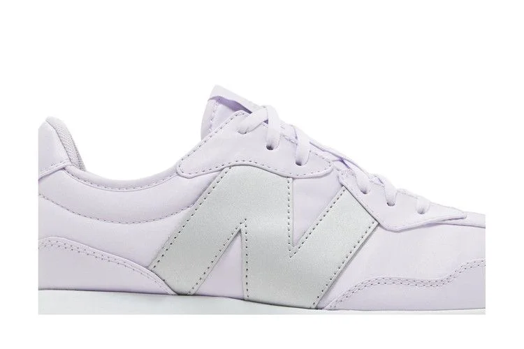 Кроссовки New Balance Wmns 327 'Astral Glow'