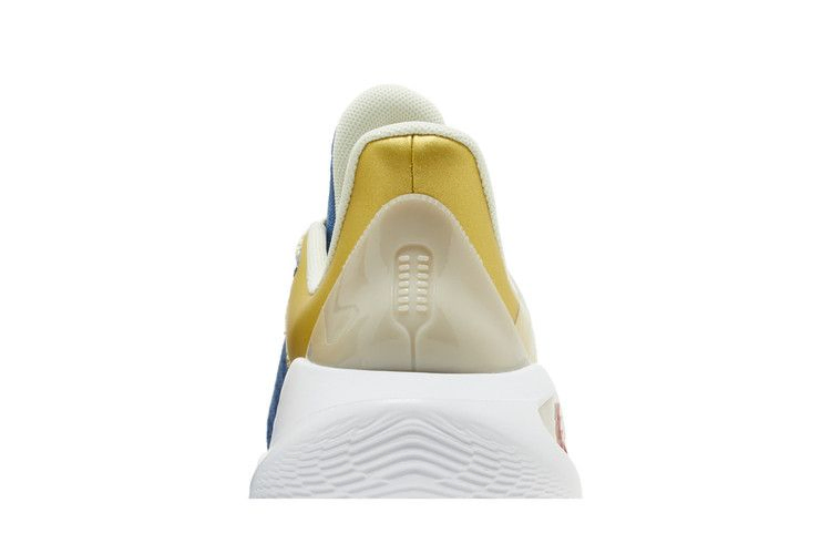 Кроссовки Under Armour Curry Brand Curry Flow 11 'Champions Mindset'