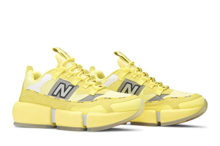 jaden-smith-x-vision-racer-sunflower-yellow-mvisionraceryel_07
