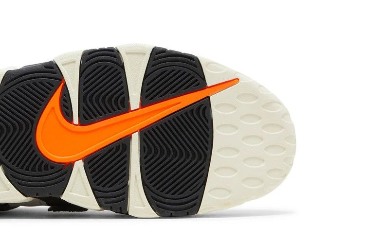 Кроссовки Nike Air More Uptempo 'Hoops'