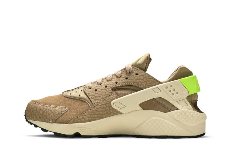 Кроссовки Nike Air Huarache Premium 'Desert Camo'