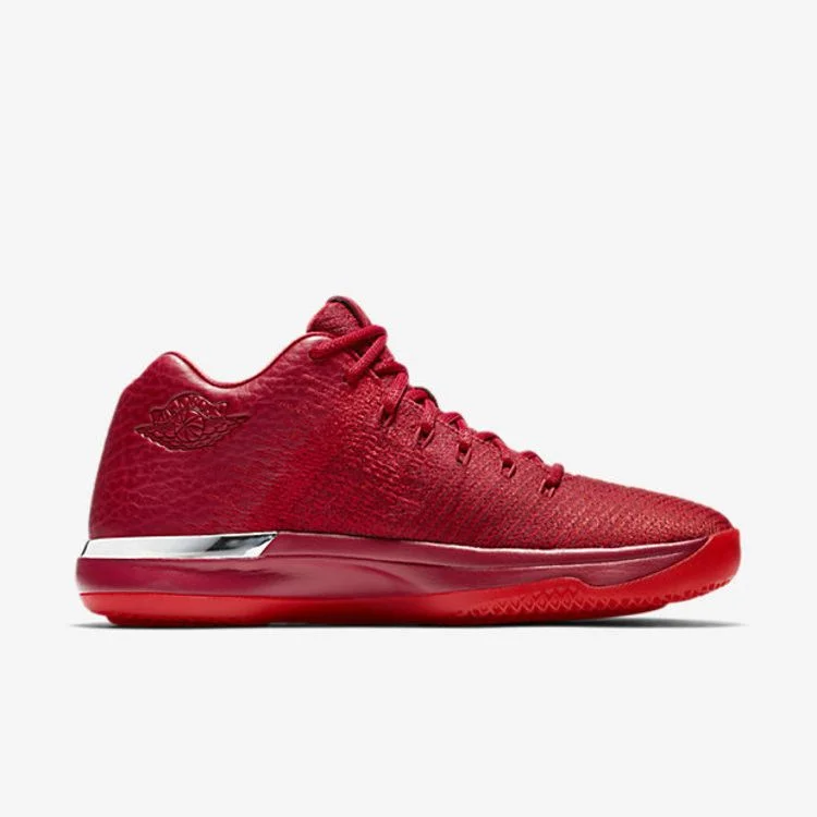 Krossovki-Air-Jordan-31-Low-Triple-Red-2
