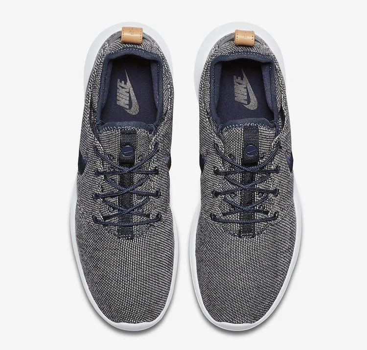 Krossovki-Loopwheeler-x-NikeLab-Roshe-Two-1