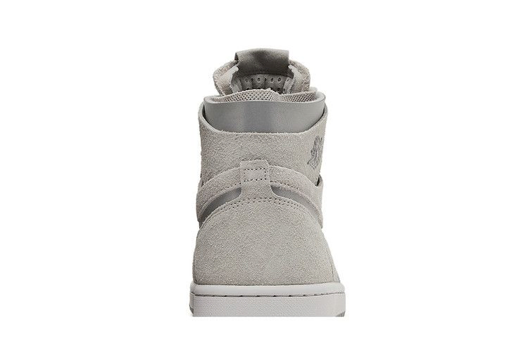 Кроссовки Wmns Air Jordan 1 High Zoom Comfort 'Medium Grey'