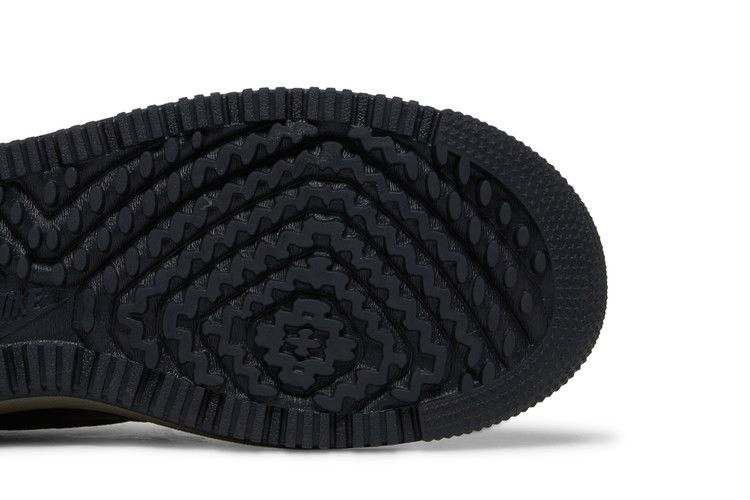 Кроссовки Nike Air Force 1 Luxe 'Brown Basalt'