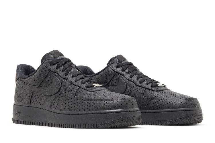 air-force-1-perforated-black-hf8189-001_07