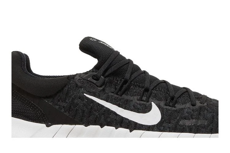 Krossovki-Nike-Wmns-Free-Run-5.0-Next-Nature-Black-White-1