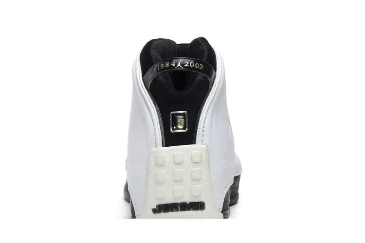 Krossovki-Air-Jordan-18.5-OG-White-Black-Chrome-6