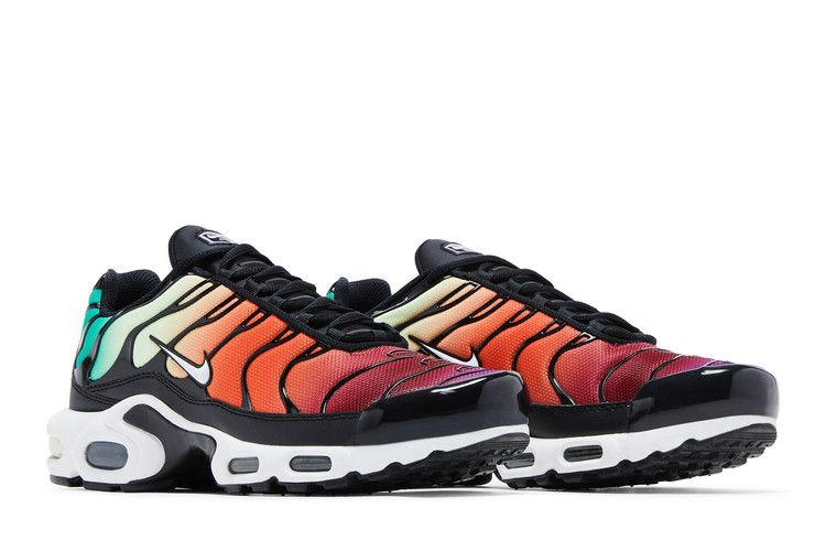 wmns-air-max-plus-rainbow-dz3670-001_07