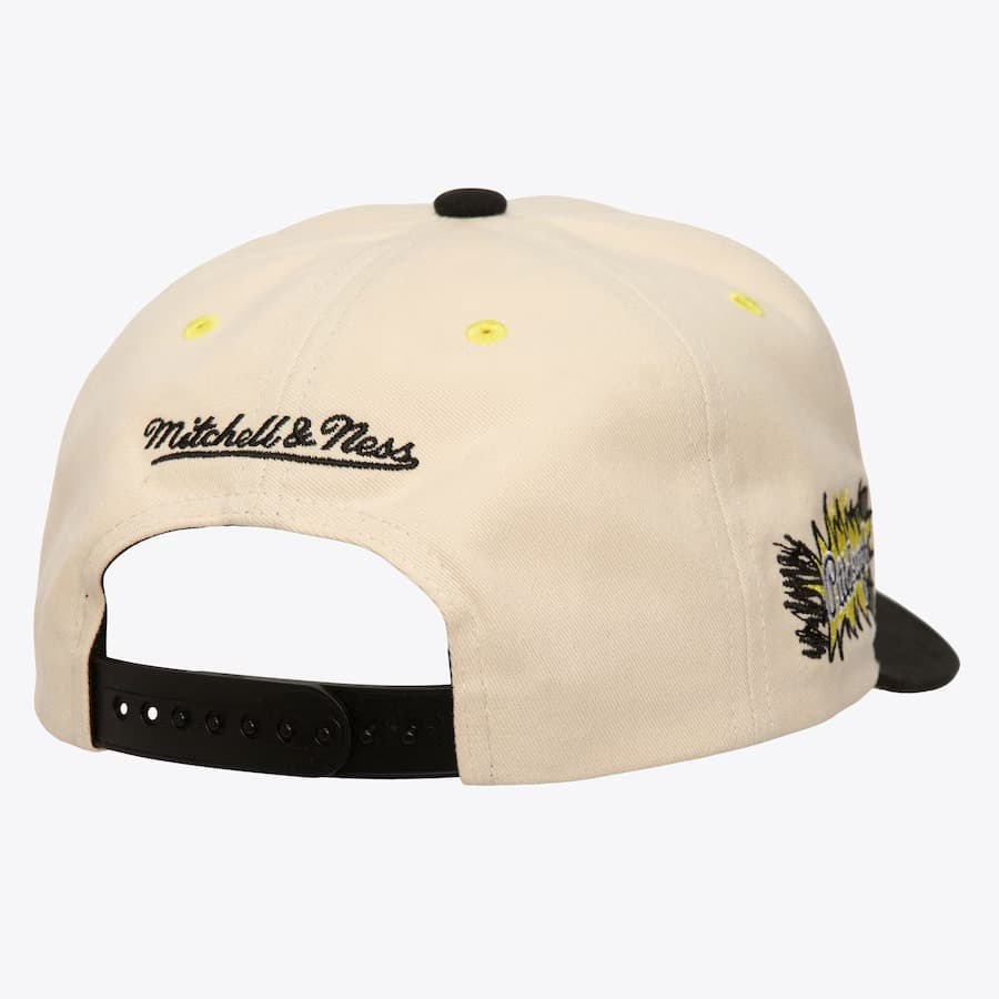 Бейсболка Mitchell & Ness Cream Pittsburgh Pirates Overspray Pro Crown Snapback Hat