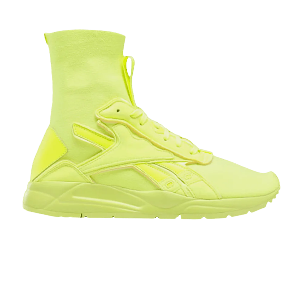 Krossovki-Victoria-Beckham-x-Reebok-Bolton-Sock-High-Solar-Yellow