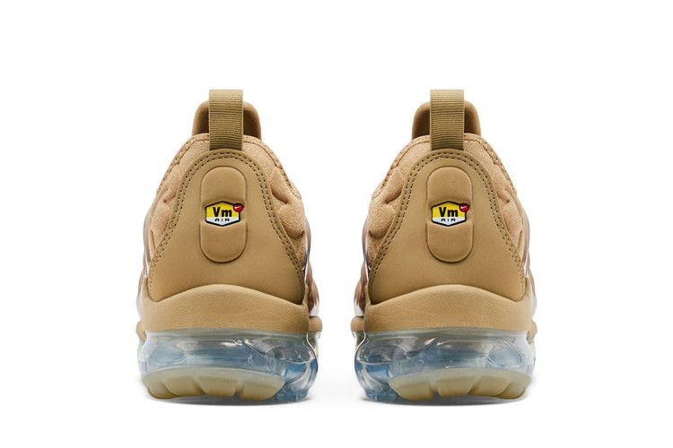 Кроссовки Nike Air VaporMax Plus 'Parachute Beige'