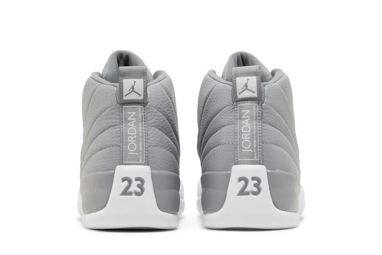 Krossovki-Air-Jordan-12-Retro-Stealth-5