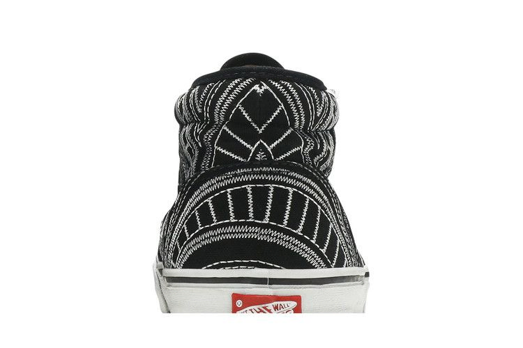 supreme-x-chukka-boot-spiral-vn-0scvefu_06