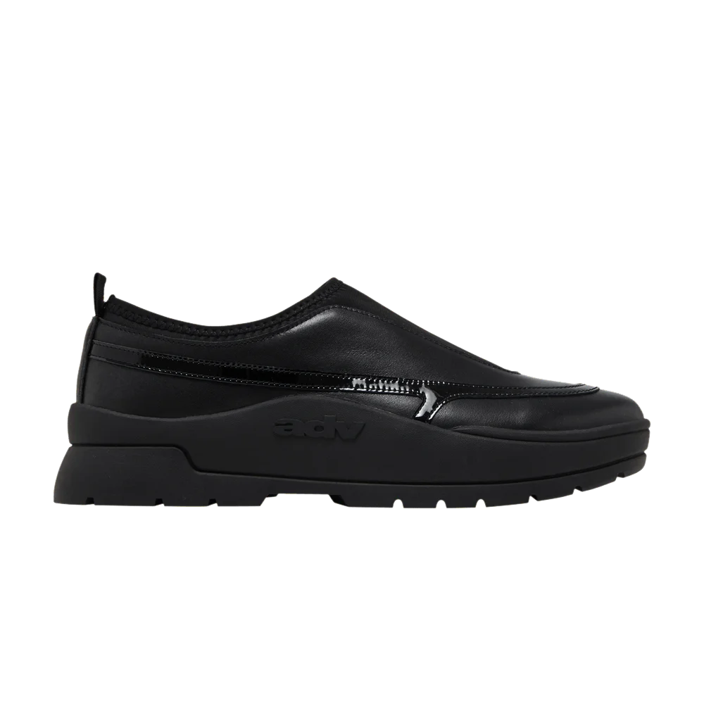 Krossovki-Advisry-Vector-Black