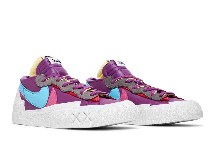 Krossovki-KAWS-x-sacai-x-Nike-Blazer-Low-Purple-Dusk-7