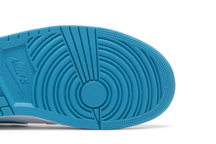 air-jordan-1-low-aquatone-553558-174_04
