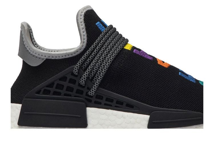 pharrell-x-nmd-human-race-trail-friends-and-family-cp9596_01