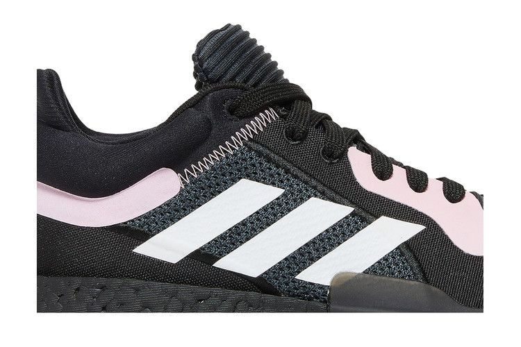 marquee-boost-low-black-pink-ee6858_01