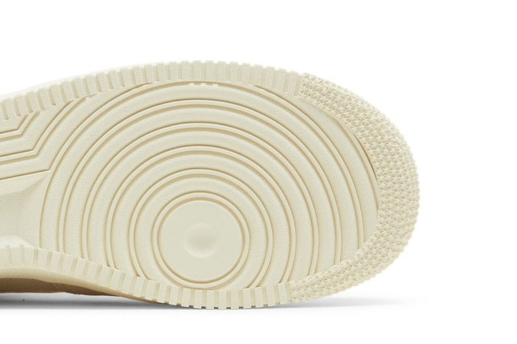 Кроссовки Nike Air Force 1 '07 LV8 'Certified Fresh - Rattan'