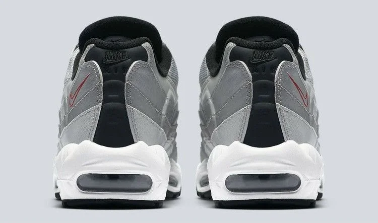 Кроссовки Nike Air Max 95 QS 'Silver Bullet'