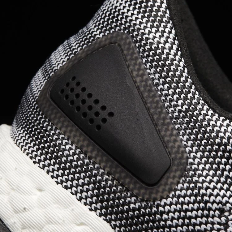 Krossovki-Adidas-PureBoost-DPR-Black-White-4