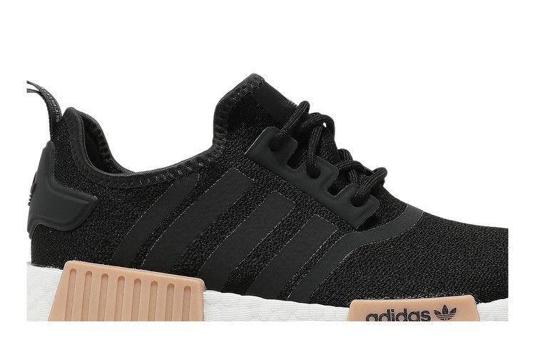 wmns-nmd_r1-black-carbon-gz7997_01