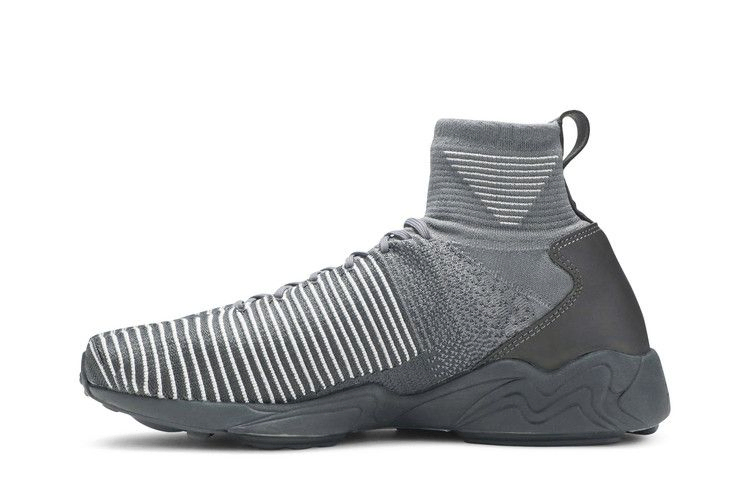 flyknit-mercurial-xi-dark-grey-844626-002_02