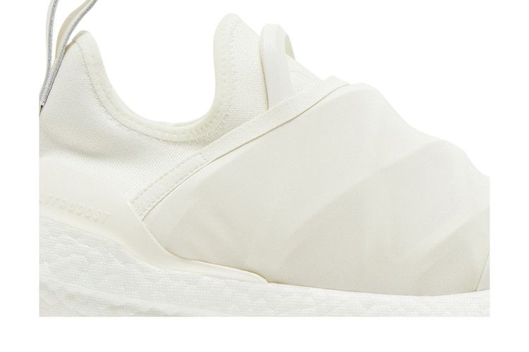 y-3-ultraboost-22-triple-white-hr1980_01
