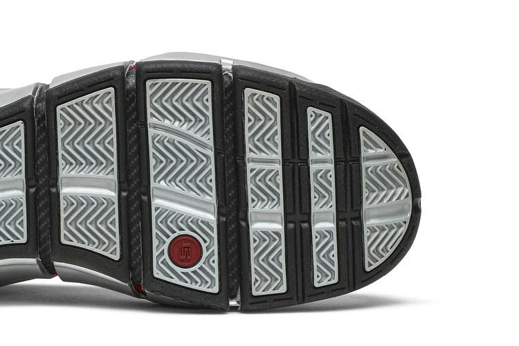 Krossovki-Nike-Zoom-Lebron-4-Ohio-State-University-Away-4