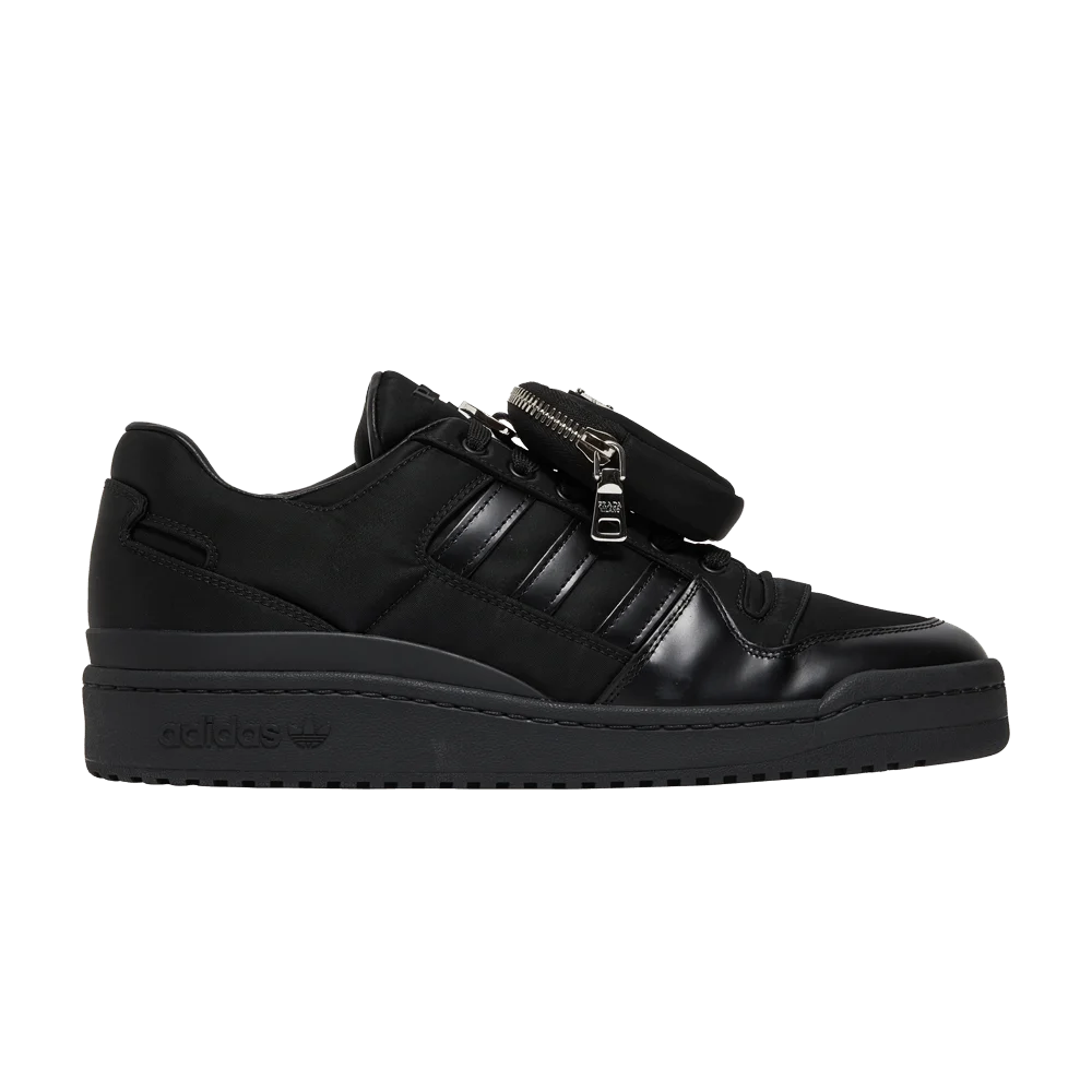 Krossovki-Prada-x-adidas-Forum-Low-Core-Black