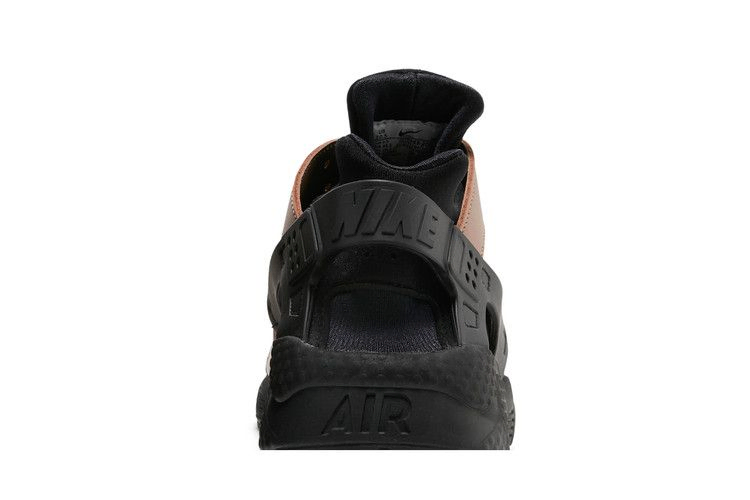 air-huarache-toadstool-2021-dh8143-200_06