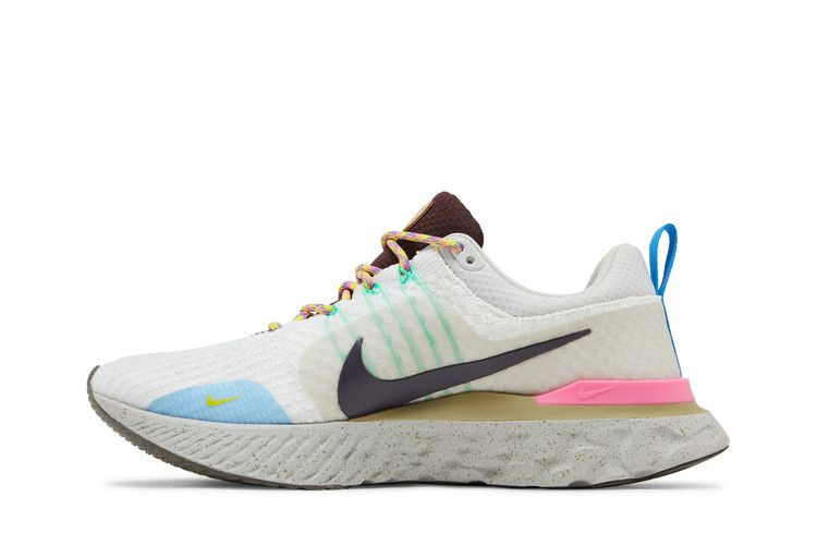 react-infinity-run-flyknit-3-sail-pinksicle-earth-fj7068-120_02