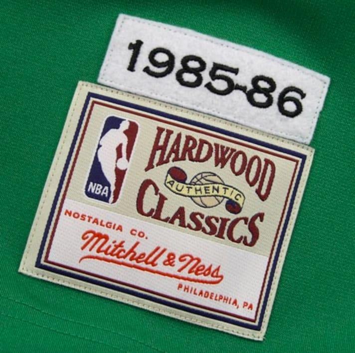 Баскетбольная джерси 1985-86 Boston Celtics #33 Larry Bird Authentic Kelly Green Jersey
