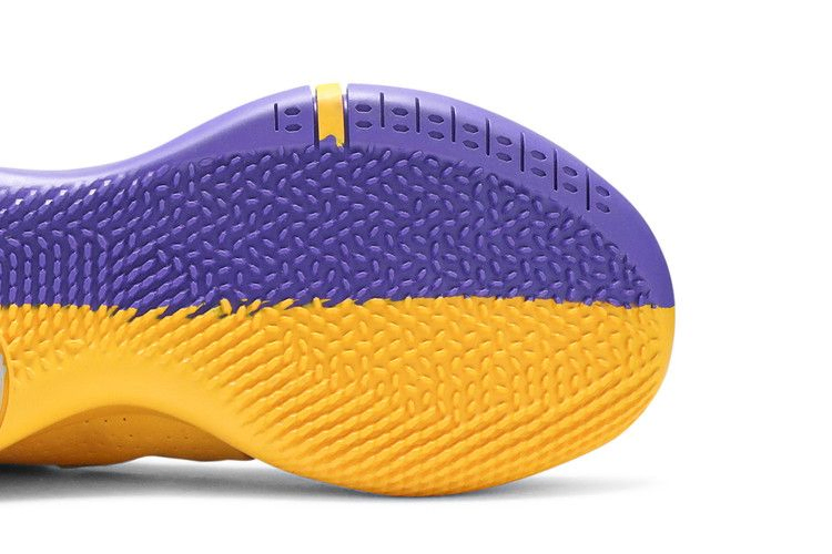 kobe-a-d-lakers-pack-ar5515-500_04