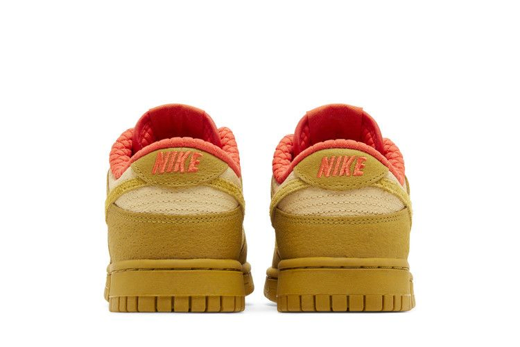 Кроссовки Nike Women's Dunk Low 'Bronzine Picante Red'