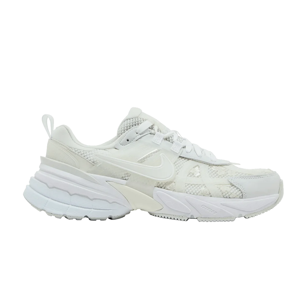 Кроссовки Nike Wmns V2K Run 'Summit White'
