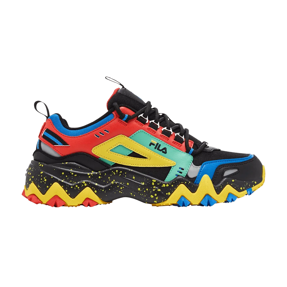 Krossovki-Fila-Oakmont-TR-Black-Flame-Electric-Blue