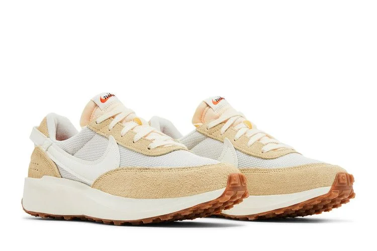 Krossovki-Nike-Wmns-Waffle-Debut-Vintage-Light-Bone-Sail-7