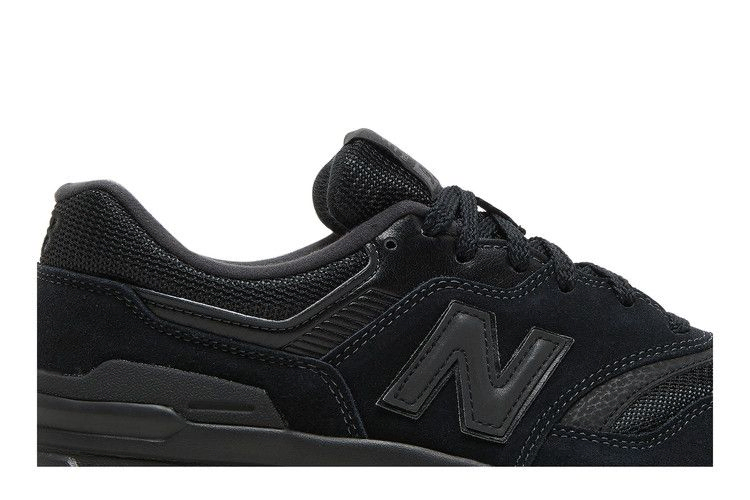 997-triple-black-cm997hci_01