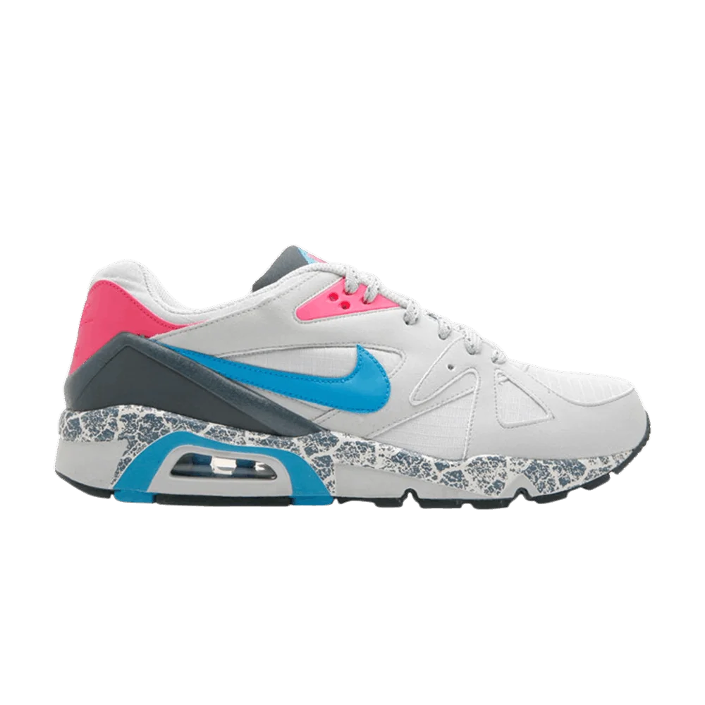 Krossovki-Nike-Air-Structure-Triax-91