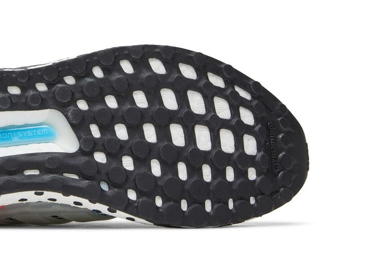 Кроссовки adidas UltraBoost 5.0 DNA 'Multi Pattern - White Black'