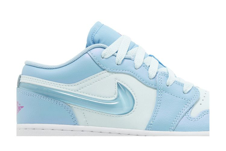 air-jordan-1-low-se-gs-aquarius-blue-fn7366-400_01