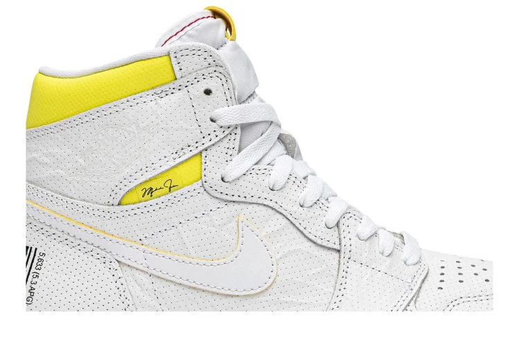 Krossovki-Air-Jordan-1-Retro-High-OG-First-Class-Flight-1