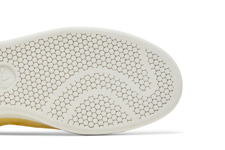 pharrell-x-stan-smith-hu-holi-yellow-ac7042_04