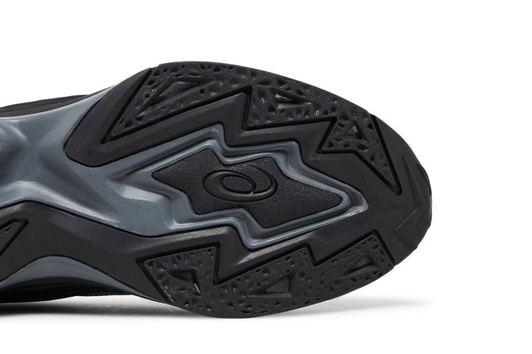 kiko-kostadinov-x-hn2-s-protoblast-steel-grey-pure-silver-1201a246-020_04