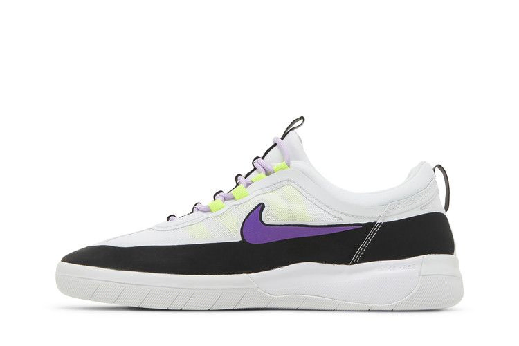 nyjah-free-2-sb-black-white-wild-berry-bv2078-009_02