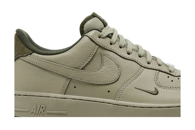 Кроссовки Nike Air Force 1 '07 LV8 'Mini Swoosh Pack - Light Army'